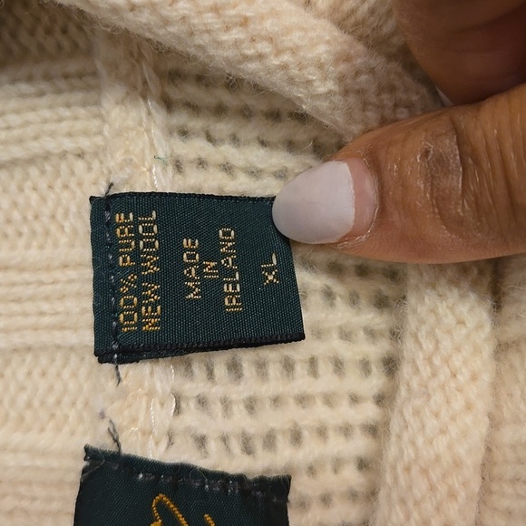 Doogan Donegal Pure New Wool Ireland Cable Knit Rolled Kneck Sweater NWOT - Picture 14 of 15